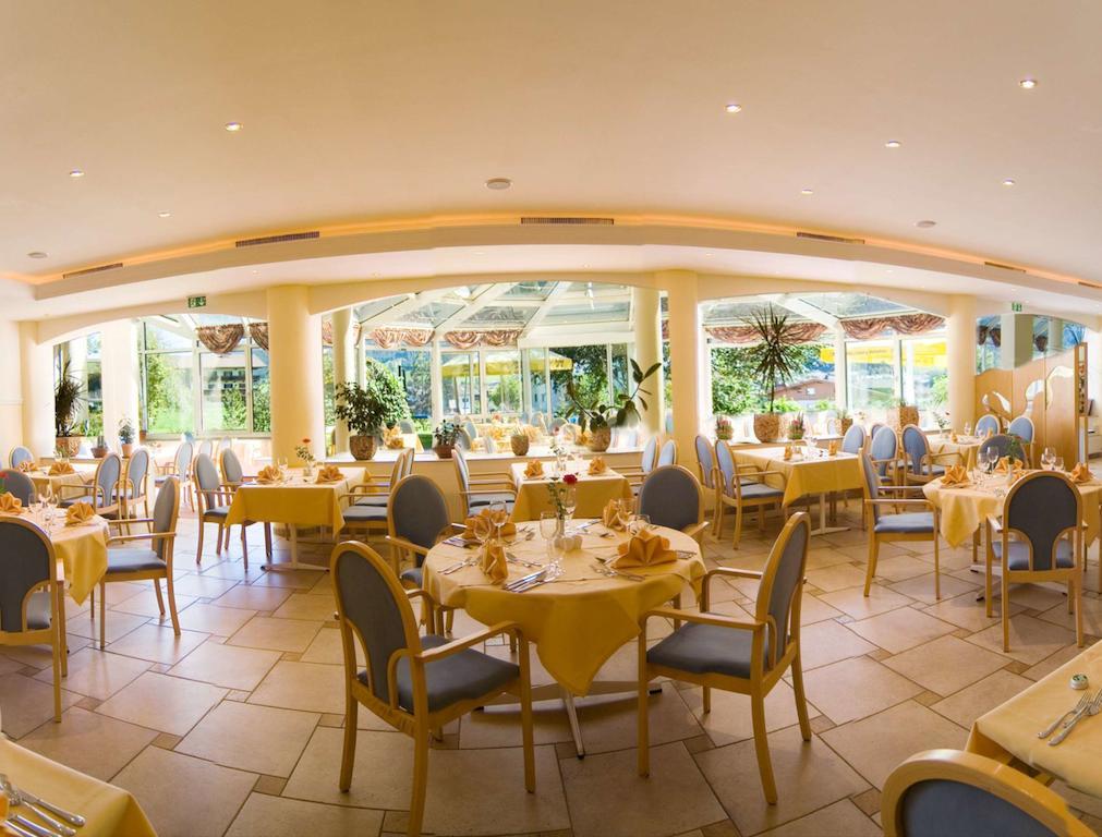 Alpenhof Brixen Hotel Brixen im Thale Luaran gambar